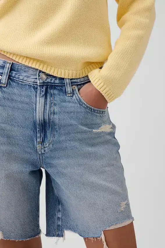8" Bermuda-Shorts aus Denim mit mittlerer Leibhöhe und lockerer Passform