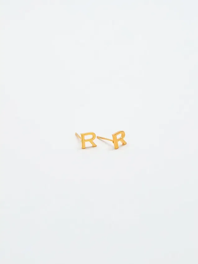 Admiral Row Gold-Ohrringe mit Initialen