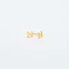 Admiral Row Gold-Ohrringe mit Initialen