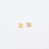 Admiral Row Gold-Ohrringe mit Initialen