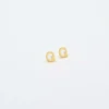 Admiral Row Gold-Ohrringe mit Initialen