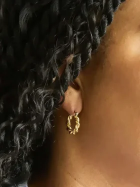 Admiral Row goldene ovale Twist-Creolen