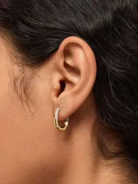 Ana Luisa Brynley Mini-Gold-Creolen mit Mikropavé