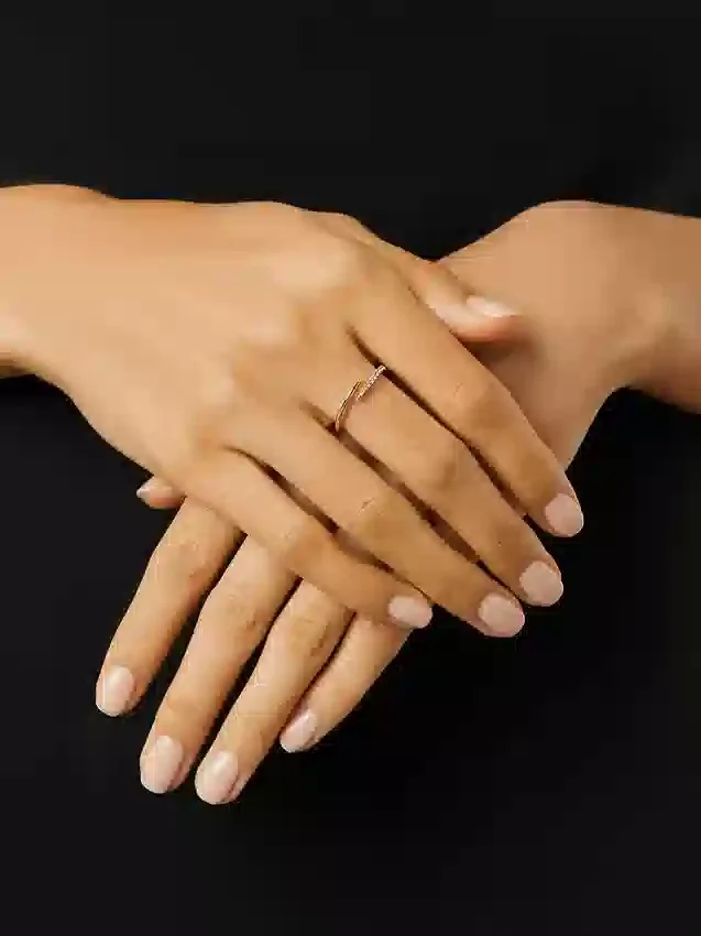Ana Luisa Oren Krallenring