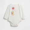Baby-Bodys aus Bio-Baumwolle mit Winnie-Puuh-Motiv