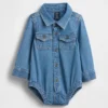 Baby-Bodys aus Denim mit Knopfleiste