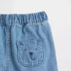 Baby-Denim-Shorts mit Brannan-Bär-Aufnähern und Eingrifftaschen