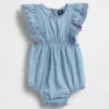 Baby-Jeans-Einteiler mit Ösen