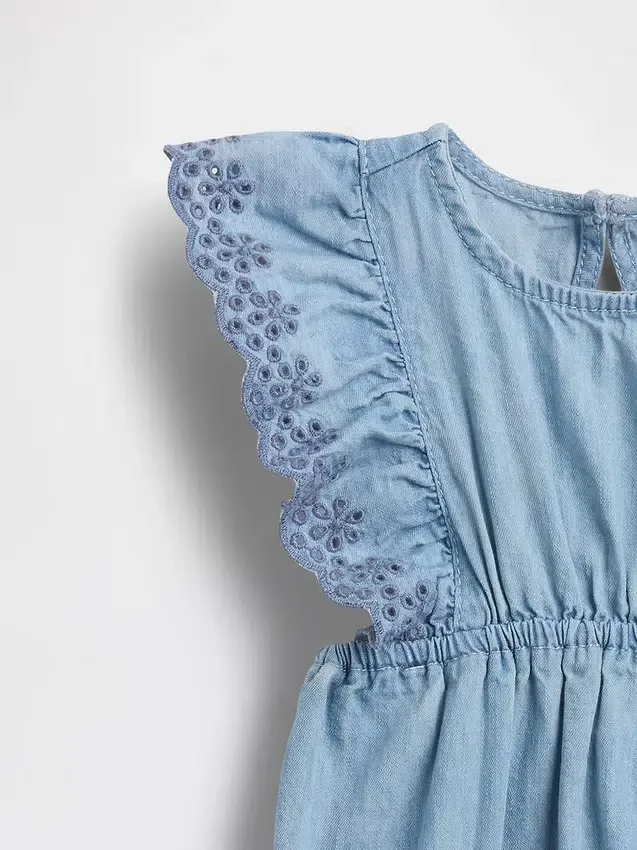 Baby-Jeans-Einteiler mit Ösen
