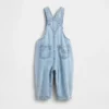 Baby-Jeans-Latzhose mit Winnie-Puuh-Motiv