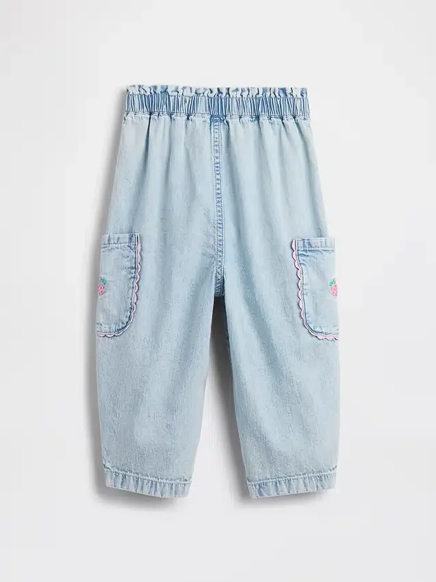 Baby & Kleinkind-Cargo-Jeans im Barrel-Schnitt mit Erdbeer-Applikation
