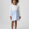 Baby & Kleinkind-Kleid aus verschiedenen Materialien