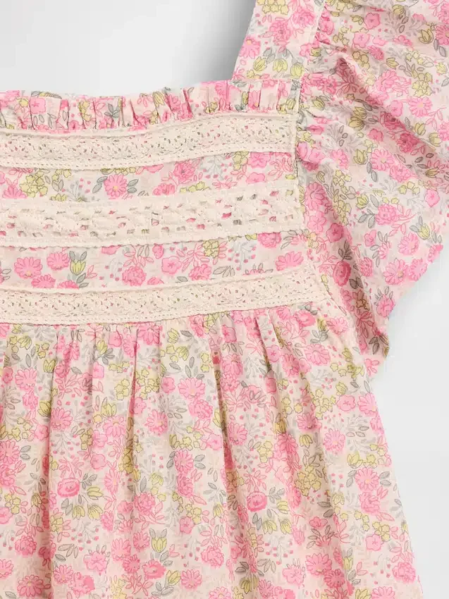 Baby & Kleinkind-Kleid mit Flatterärmeln und Blumenmuster