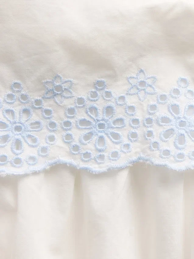 Baby & Kleinkind-Matrosenkleid mit Lochstickerei