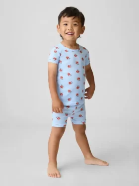 Baby & Kleinkind-Pyjama-Set „Brannan Bear“ aus gebürsteter Bio-Baumwolle in Shorts-Form