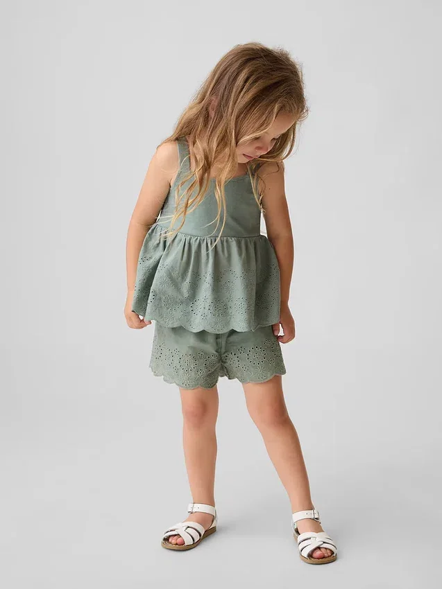 Baby & Kleinkind-Shorts zum Hineinschlüpfen mit Lochstickerei am Saum