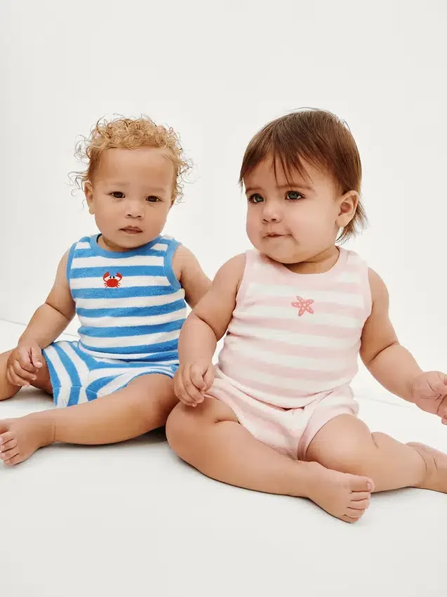 Baby-Outfit-Set aus gestreiftem Frottee