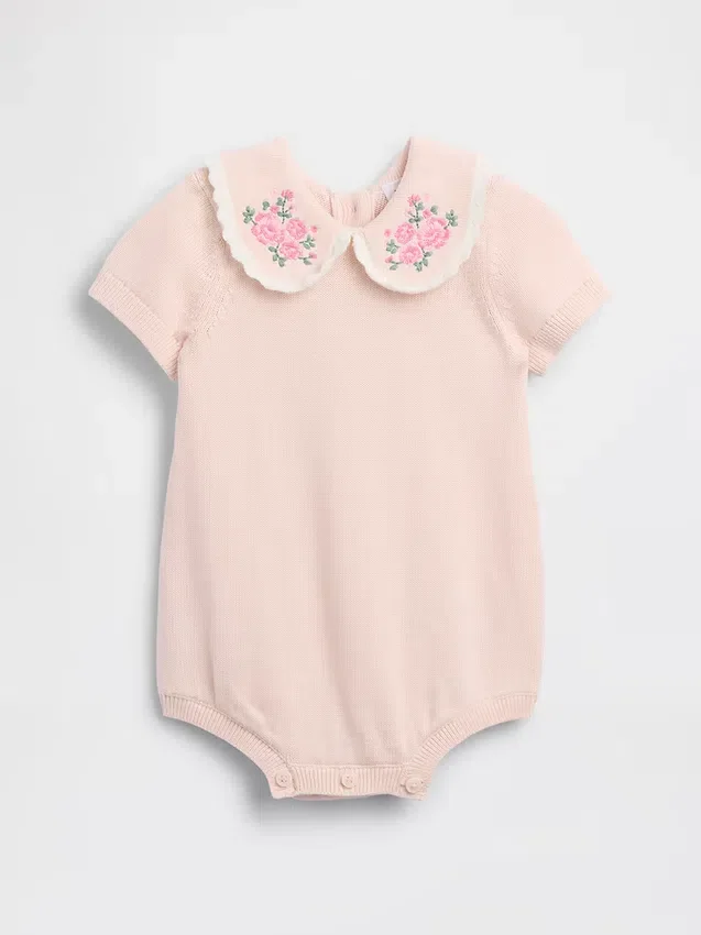 Baby-Pullover mit besticktem Kragen