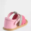 Baby-Sandalen mit Erdbeer-Motiv