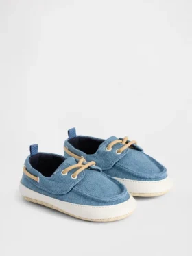 Baby-Schuhe aus Denim