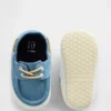 Baby-Schuhe aus Denim