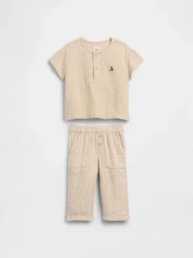 Baby-Set aus Baumwollgaze mit Henley-Shirt