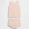 Baby-Set aus gehäkeltem Tanktop und Shorts