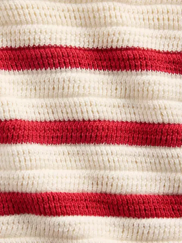 Baby-Set aus gestrickten Streifen