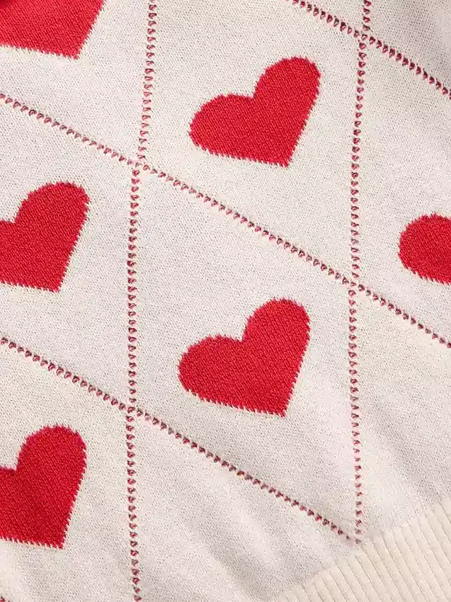Baby-Set aus Strickjacke mit Rüschenkragen und Pullover