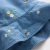 Baby-Sonnenhut aus besticktem Denim