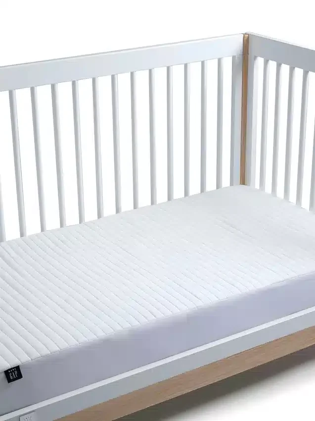 babyGap Kühlende Matratzenauflage für das Kinderbett