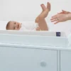 babyGap konturierte Wickelauflage mit kühlendem Bezug