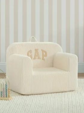 babyGap-Schaumstoffsessel aus geripptem Velours mit Logo