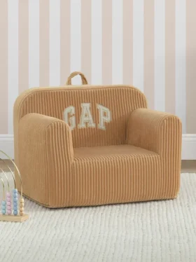babyGap-Schaumstoffsessel aus geripptem Velours mit Logo