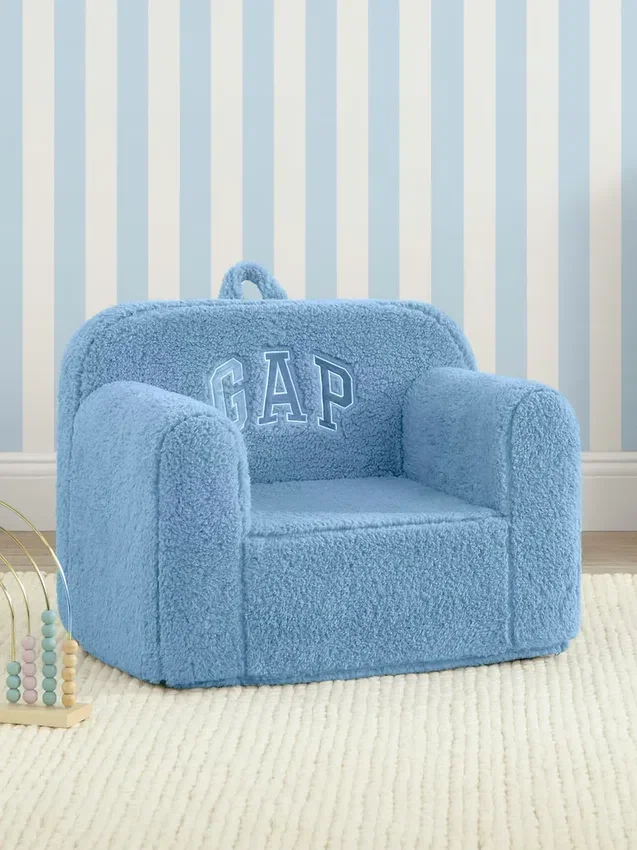babyGap Sherpa-Schaumstoffsessel mit Logo