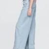 Baggy-Hose aus ultraweichem Denim mit mittlerer Leibhöhe
