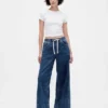 Baggy-Jeans aus gestricktem Denim mit mittlerer Leibhöhe