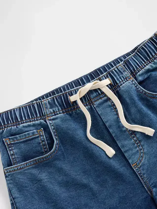 Baggy-Jeans aus gestricktem Denim mit mittlerer Leibhöhe