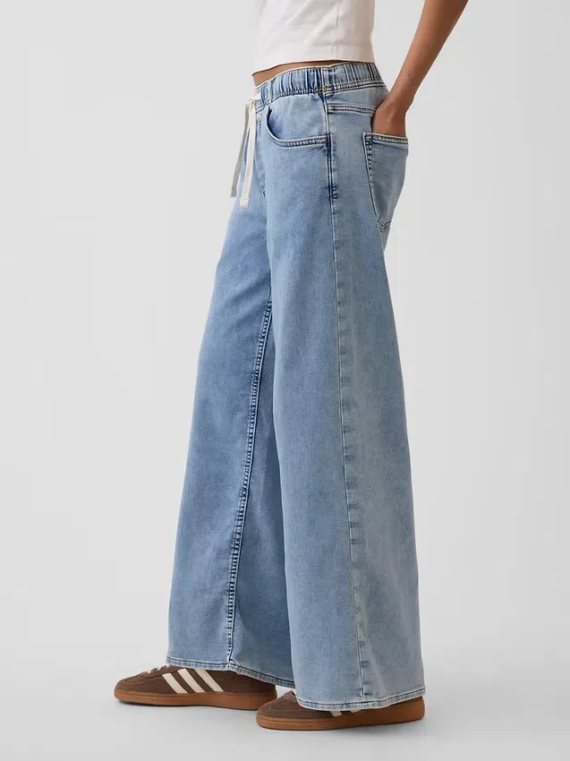 Baggy-Jeans aus Strick mit mittlerer Leibhöhe