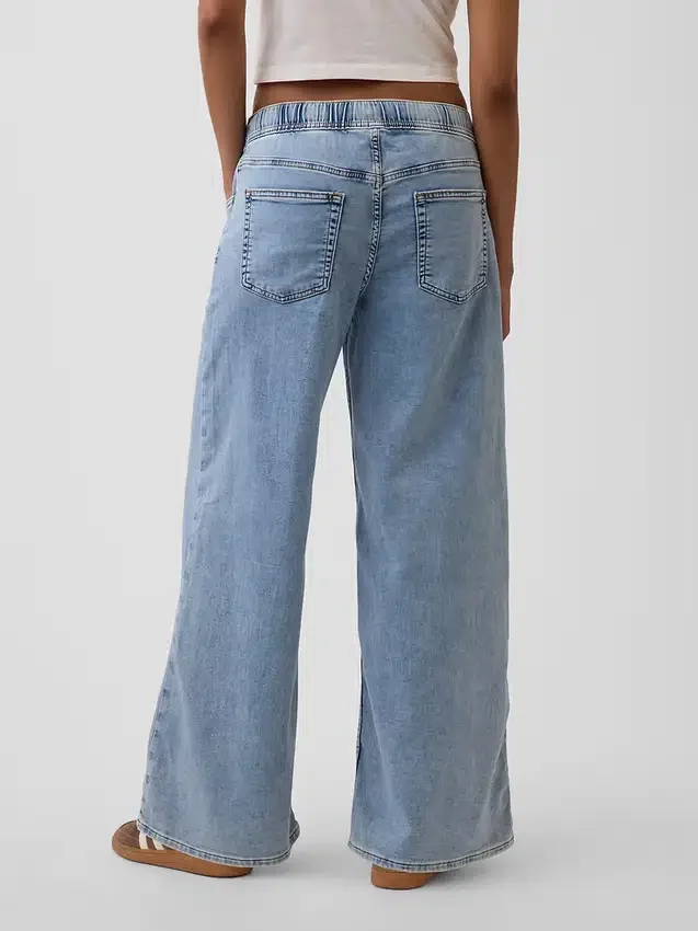 Baggy-Jeans aus Strick mit mittlerer Leibhöhe
