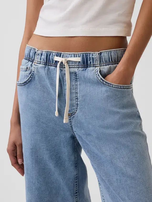 Baggy-Jeans aus Strick mit mittlerer Leibhöhe