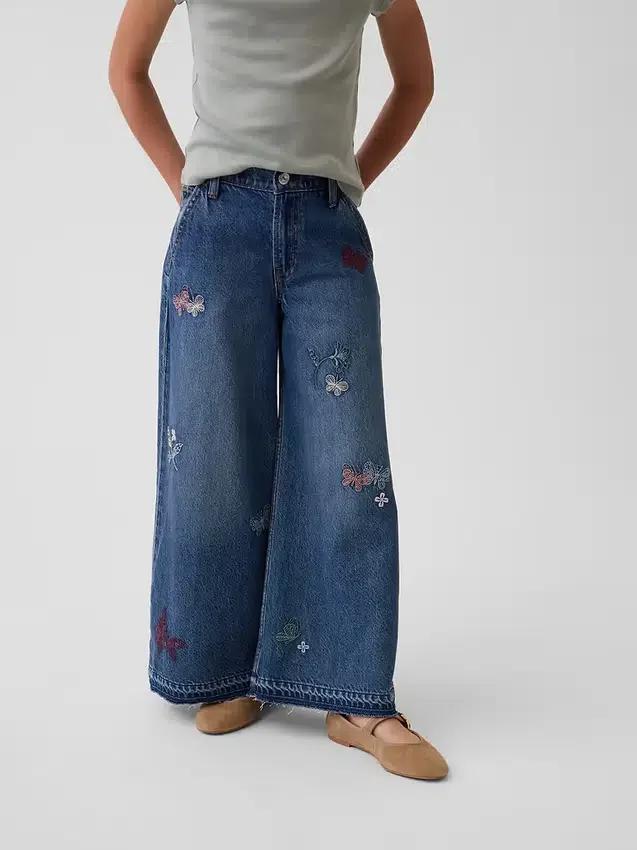 Baggy-Jeans für Kinder mit niedriger Leibhöhe und Stickerei