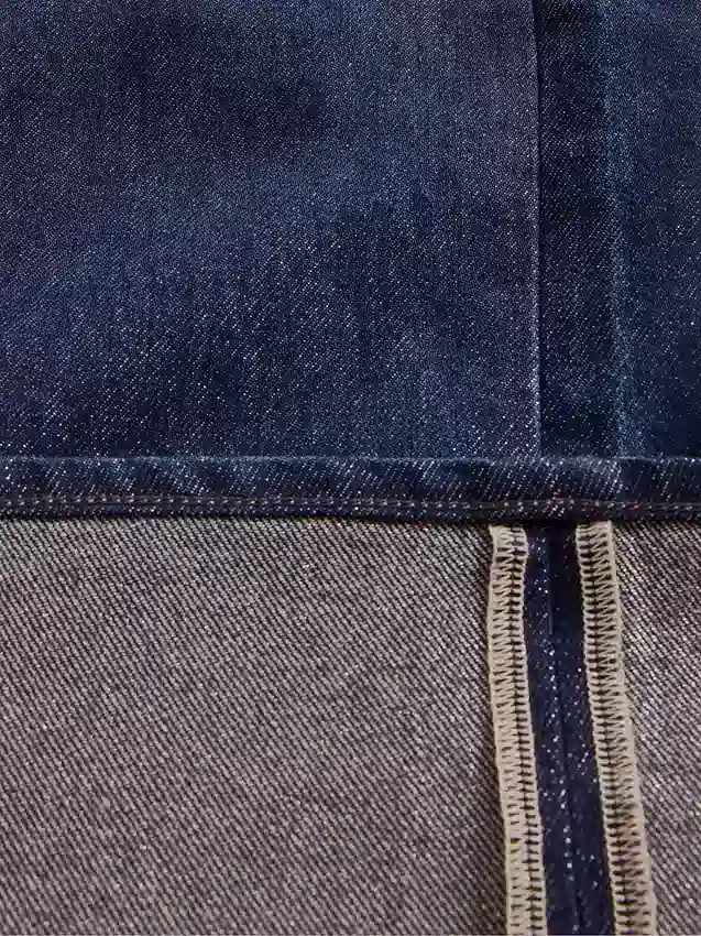 Baggy-Jeans mit mittlerer Leibhöhe, Metallic-Effekt und Umschlag