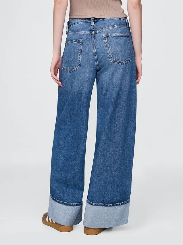 Baggy-Jeans mit mittlerer Leibhöhe, ultrweichem Stoff und Umschlag