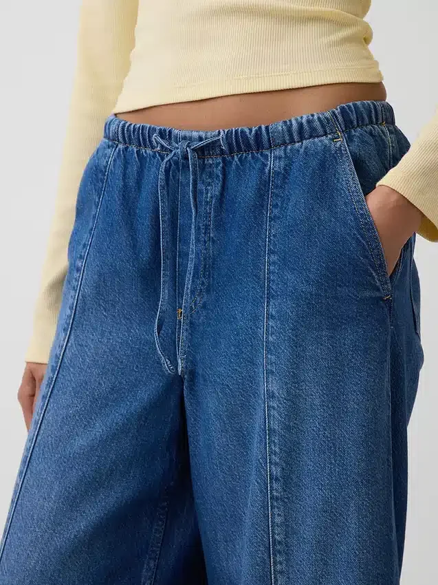 Baggy-Jeans mit mittlerer Leibhöhe, ultrweichem Tragegefühl und dezenten Nähten