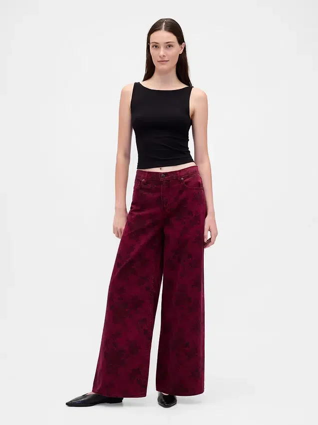 Baggy-Jeans mit mittlerer Leibhöhe und Blumenmuster