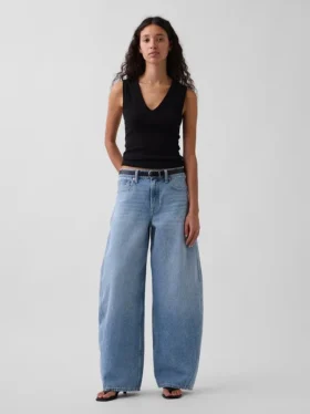 Baggy-Jeans mit mittlerer Leibhöhe und konischem Bein