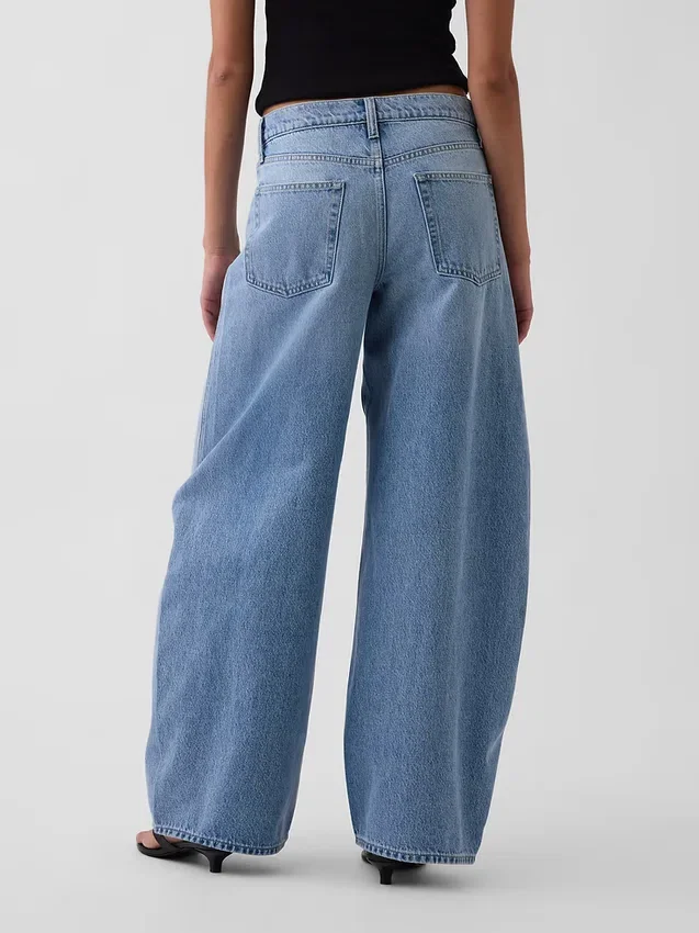 Baggy-Jeans mit mittlerer Leibhöhe und konischem Bein