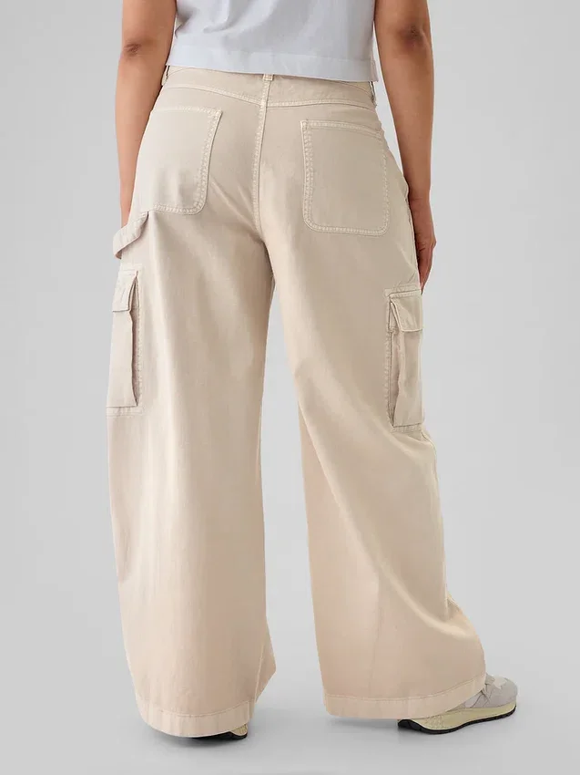 Baggy-Khakihose mit mittlerer Leibhöhe