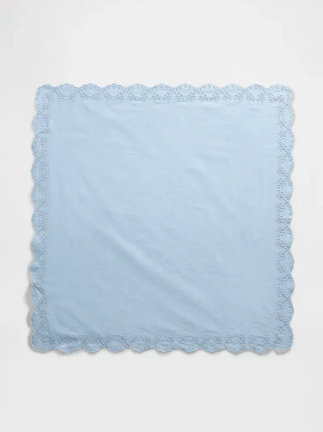 Bandana-Schal aus 100 % Baumwolle mit Lochstickerei